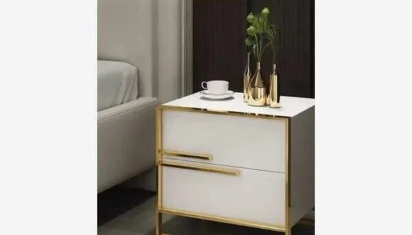 white gold pedestal