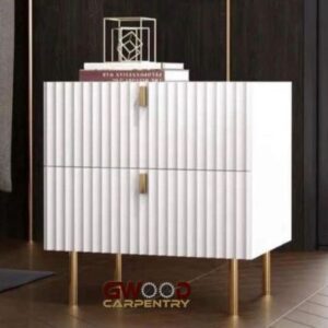 Elegant pedestals with white and gold legs
